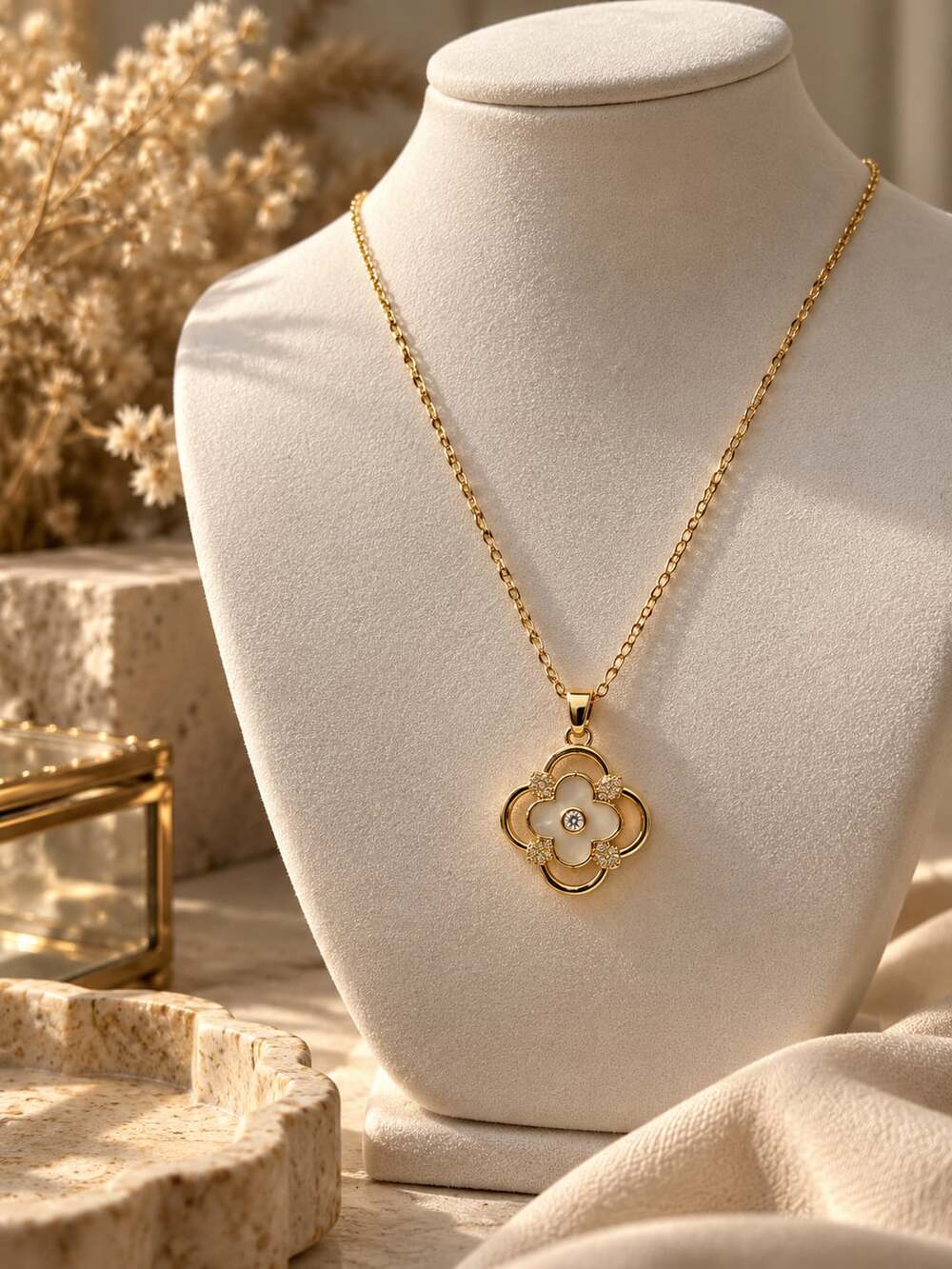 Stainless Steel Gold Four Leaf Clover Pendant Necklace